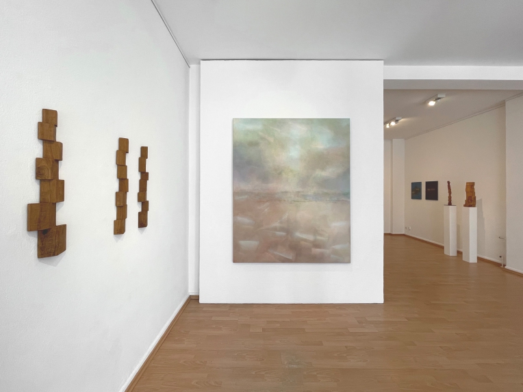 Raum für Kunst und Natur, 2025 (Holzobjekte: S. Skoberne)