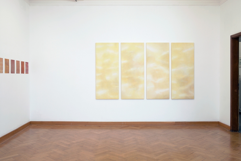 Gelb-licht-leicht, 2012. Ensemble, 4-teilig, Acryl/LW, je 145 x 60 cm